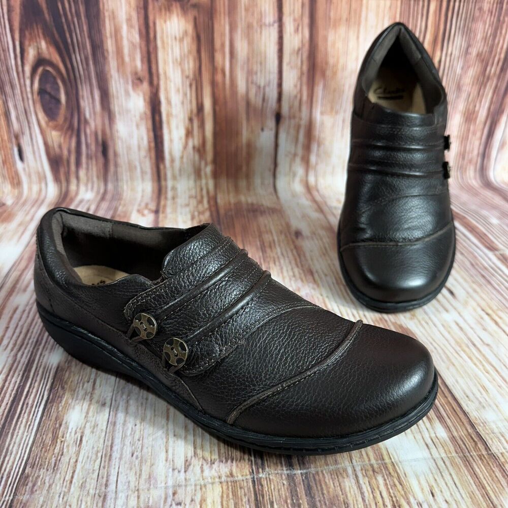 Clarks Collection FIANNA STILL Women's Size 9 Brown Leather Loafers Flats Shoes